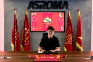 官方:佩斯卡拉16岁中锋安东尼奥-阿雷纳加盟罗马